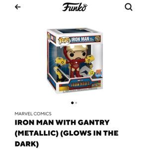 IRON MAN WITH GANTRY (METALLIC) (GLOWS IN THE DARK)
